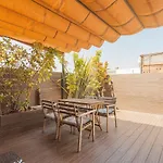 Bird House Hostel