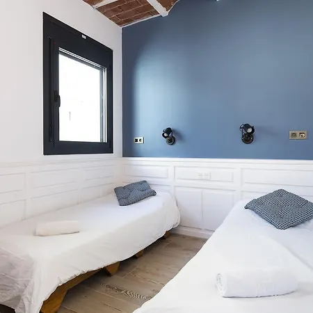 Bird House Hostel