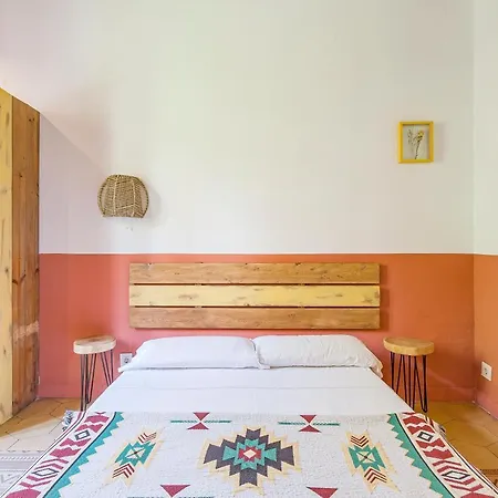 Bird House Hostel