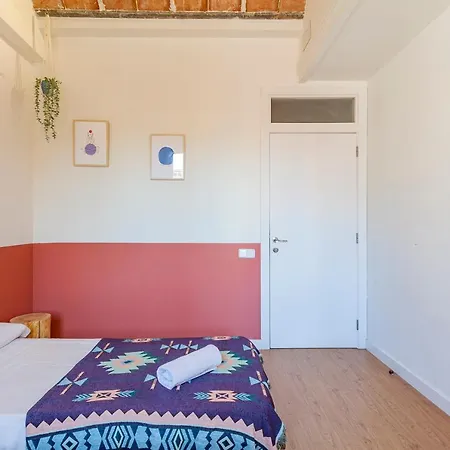 Bird House Hostel Barcelona